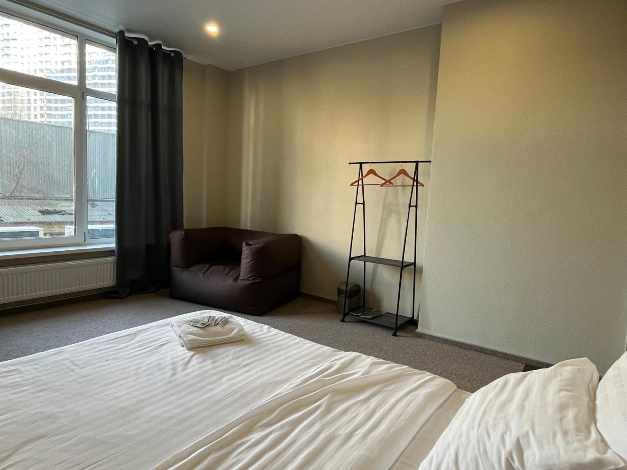 4Room Hostel Kijev Kültér fotó